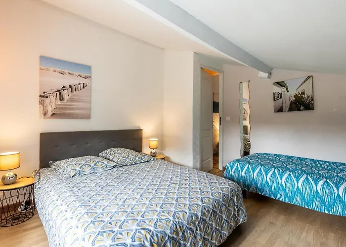 Vakantiehuis Senguinous 1 *